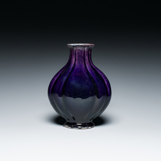 A Chinese monochrome aubergine-glazed vase, 19th C.