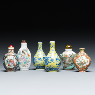 Six fine Chinese porcelain snuff bottles, 19/20th C.