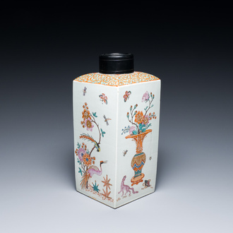A Dutch-decorated  Kakiemon-style Japanese Arita square flask, 'tokkuri', Edo, 17th C.
