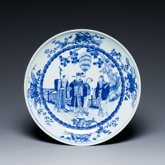 Een Chinese blauw-witte schotel voor de Vietnamese markt, Kangxi merk, 19e eeuw