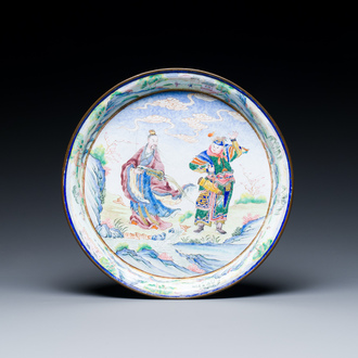 A fine Chinese Canton enamel dish, Qianlong/Jiaqing