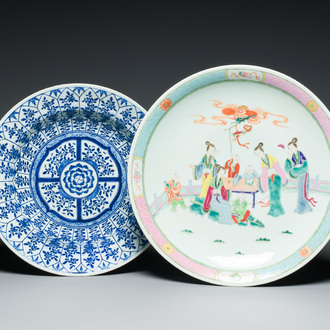 A Chinese famille rose dish and a blue and white dish, 19/20th C.