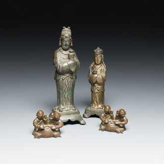 Two Chinese bronze sculptures and two paper- or scrollweights in the shape of boys playing the drums, Ming/Qing
