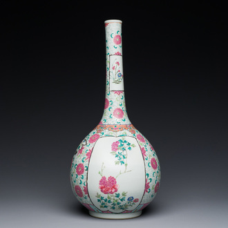 A Chinese famille rose bottle vase, 19th C.