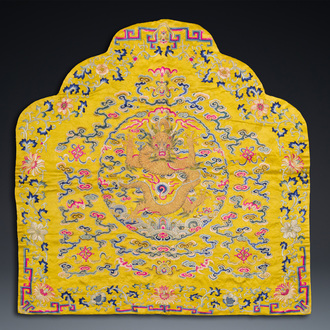 An imperial Chinese embroidered silk gold-thread yellow-ground cushion cover, 19th C.