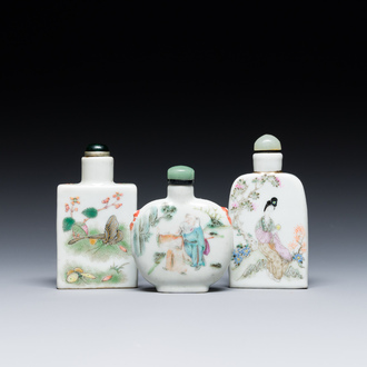 Three Chinese famille rose snuff bottles, one marked Yongzheng, 19th C.