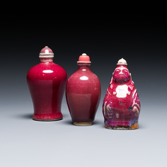 Three Chinese flambé-glazed snuff bottles, 18/19th C.