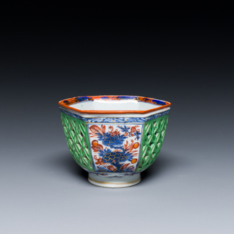 A Dutch-decorated Chinese reticulated double-walled hexagonal tea bowl, Kangxi