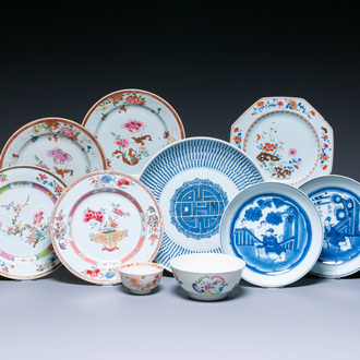 Een diverse collectie Chinees blauw-wit en famille rose porselein, Yongzheng en later