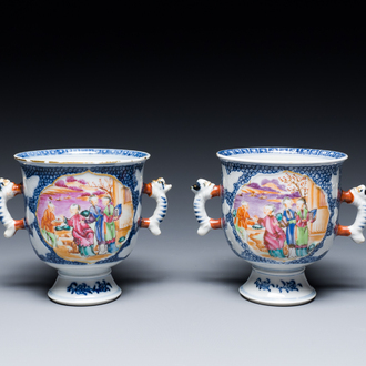 A pair of unusual Chinese famille rose 'mandarin subject' footed bowls, Qianlong