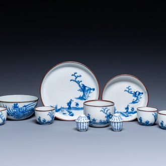 Een collectie Chinees blauw-wit 'Bleu de Hue' porselein voor de Vietnamese markt, 19e eeuw