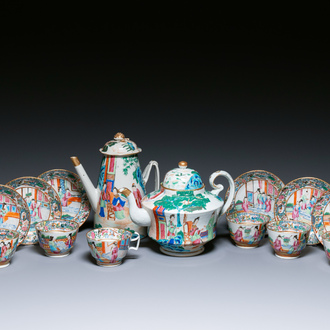 Een Chinees Canton famille rose 14-delig koffie- en theeservies, 19e eeuw