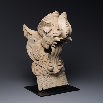 Carreau architectural en terre cuite en forme de tête de dragon, Song/Jin