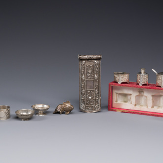 Groupe de dix petit objets en argent, Chine, marque Bao Sheng 寶升, 19/20ème