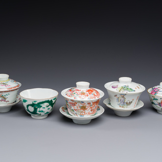 Quatre bols couverts en porcelaine de Chine famille rose, trois avec soucoupes et un bol à décor de dragon, signés Wang Darong 王大榕, 19/20ème