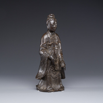 Sculpture de Guanyin en bronze, Chine, Ming