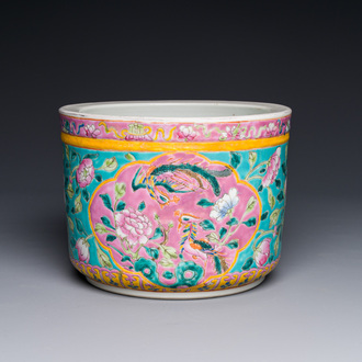 Jardinière en porcelaine de Chine famille rose pour le marché Straits ou Peranakan, 19ème