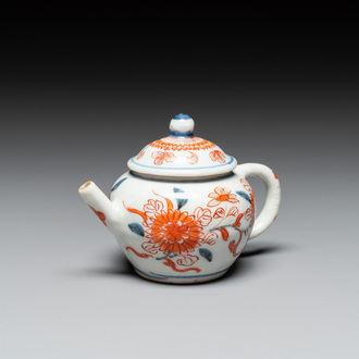 A Chinese miniature Imari-style teapot, Kangxi