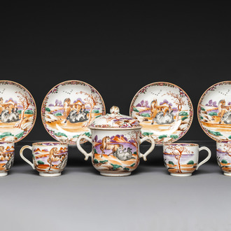 Ensemble des quatre tasses, soucoupes et un sucrier en porcelaine de Chine famille rose à décor de deux chevaux, Qianlong