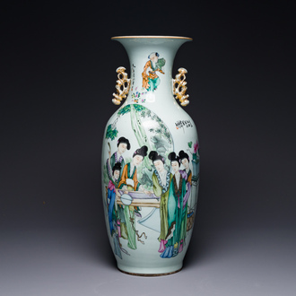 A Chinese famille rose vase, Yu Zhao 余钊 signed, 19/20th C.