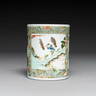 A Chinese famille verte brush pot with figural design, 19th C.