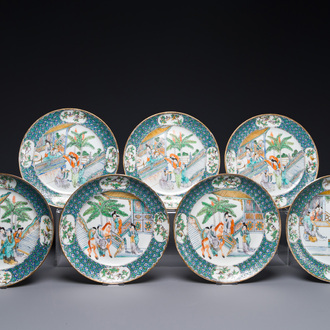 Zeven Chinese Canton famille verte borden met figuratief decor, 19e eeuw