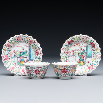 Paire de tasses et soucoupes en porcelaine de Chine famille rose à décor 'Xi Xiang Ji', Yongzheng