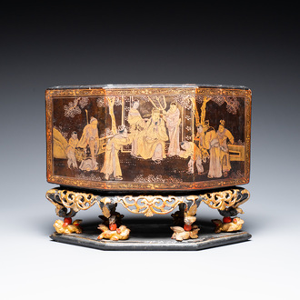 A Chinese gilt lacquer altar piece or 'chanab' for the Straits or Peranakan market, 19/20th C.