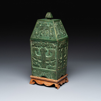 Rare et grand récipient à vin archaïque en bronze à inscription, Fang Yi, Song/Ming