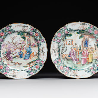 Twee fijne Chinese Canton famille rose borden met mandarijns decor, Qianlong