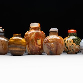 Six Chinese hardstone and agate snuff bottles, 19/20th C.