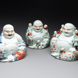 Three Chinese famille rose Buddhas, Zhu Mao Ji Zao 朱茂記造 mark, Republic