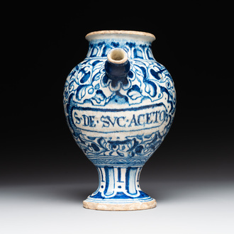 A blue and white Antwerp maiolica 'a foglie' wet drug jar, 2nd half 16th C.