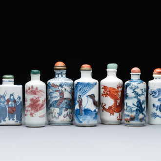 Seven various Chinese porcelain snuff bottles, Yongzheng and Qianlong mark, 19/20th C.