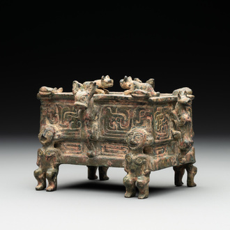 A Chinese archaic bronze ding-shaped cosmetic box, Spring and Autumn period