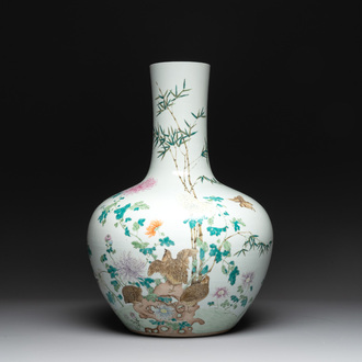 A large Chinese famille rose 'quails and chrysanthemum' 'tianqiu ping' vase, Qianlong mark, 19th C.