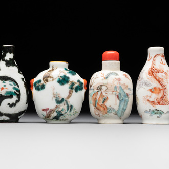 Four Chinese famille rose and verte snuff bottles, Qianlong and Tongzhi mark, 19th C.