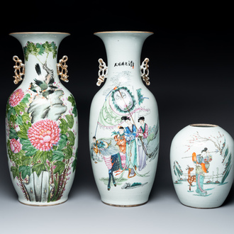 Two Chinese famille rose vases and a jar, 19/20th C.
