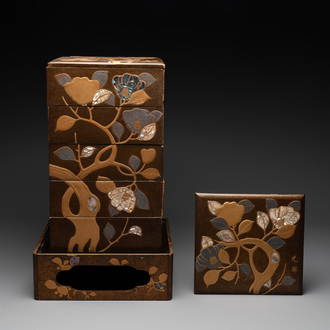 A Japanese mother-of-pearl-inlaid lacquer five-tier stacking box with two covers and a tray, 19/20th C.
