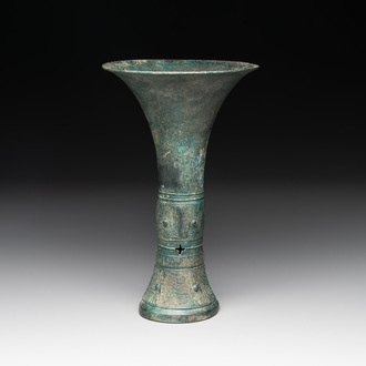 A Chinese archaic bronze ritual wine vessel, 'gu 觚', Shang