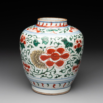A Chinese wucai 'peony scroll' vase, Transitional period