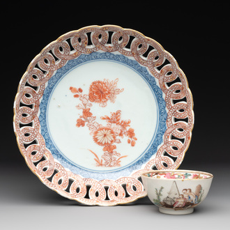 A rare Chinese famille rose cup and a gilt-decorated iron-red, blue and white plate with reticulated border, Kangxi/Qianlong