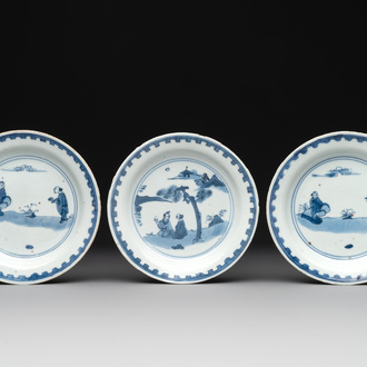 Three Chinese blue and white ko-sometsuke plates for the Japanese market, late Ming