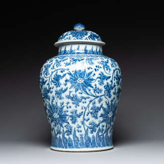 A large Chinese blue and white 'lotus scrolls' vase and cover, Kangxi