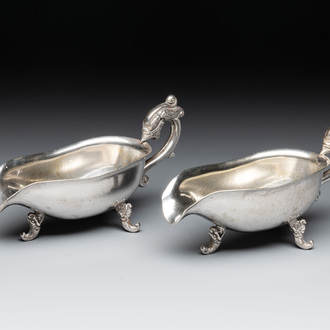 A pair of Chinese silver sauceboats, Li Ji 李記 and Zu Yin足銀 mark, 19/20th C.