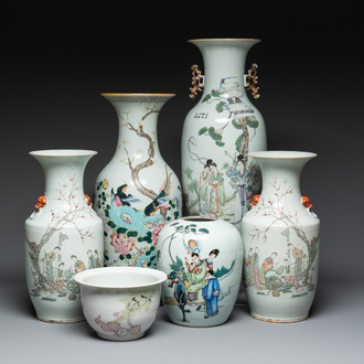 Four Chinese famille rose vases, a jardinière and a jar, 19/20th C.