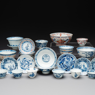 30 Chinese blue, white and polychrome wares, Kangxi and later