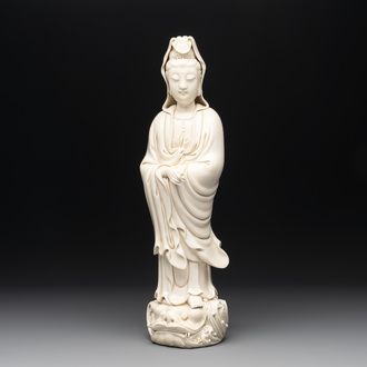 A Chinese Dehua blanc de Chine standing Guanyin, 20th C.
