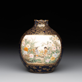 A fine Japanese Satsuma vase, Kinkozan 錦光山造 mark, Meiji, 19th C.