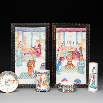 A pair of Chinese famille rose plaques, two brush pots, a saucer and a covered box, Qianlong mark, 18/19th C.